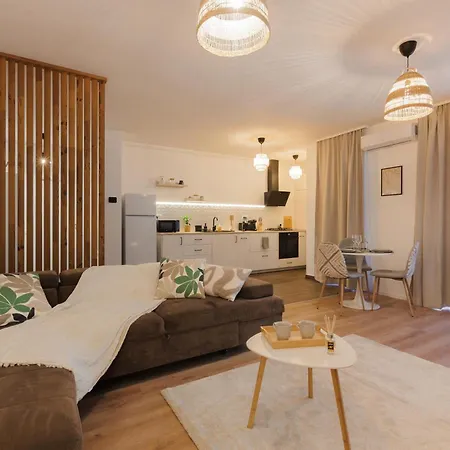 Апартаменты With Private Parking And Balcony Тимишоара