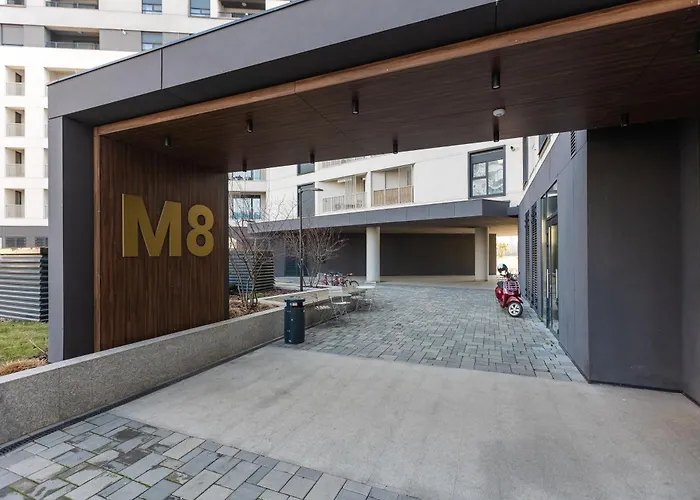 With Private Parking And Balcony * Тимишоара