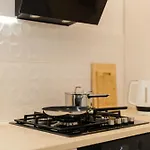 With Private Parking And Balcony * Timişoara