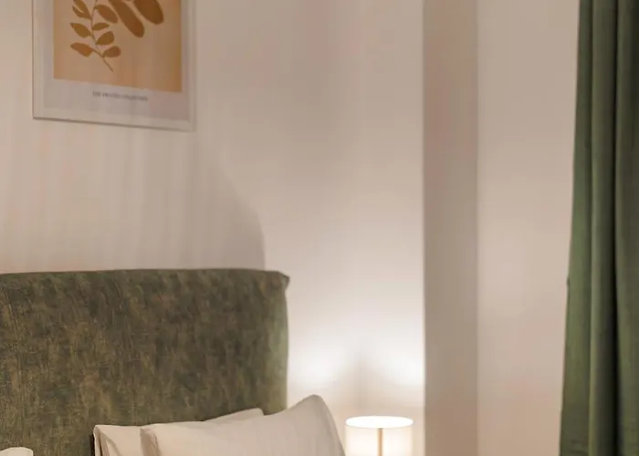 With Private Parking And Balcony *