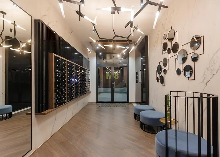 With Private Parking And Balcony شقة تيميشورا